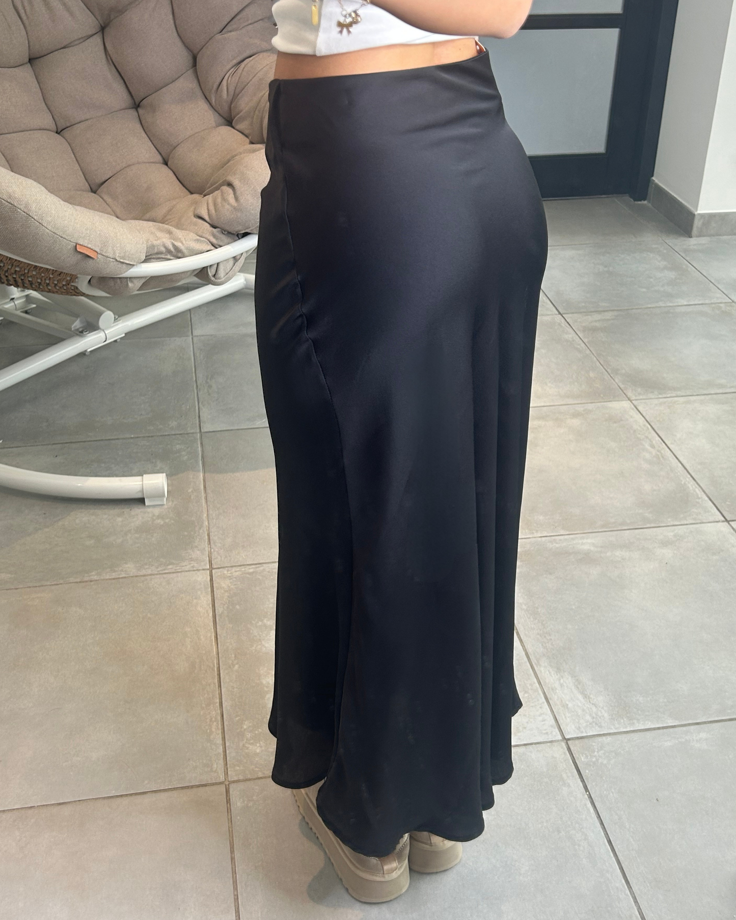 Jupe satinée noire