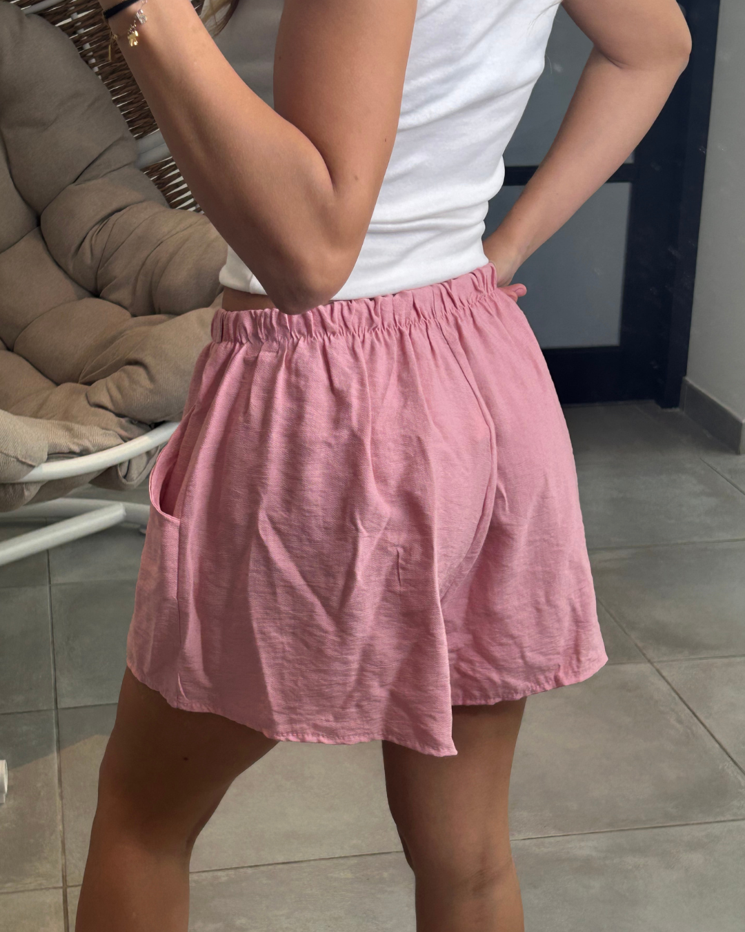 Short rose