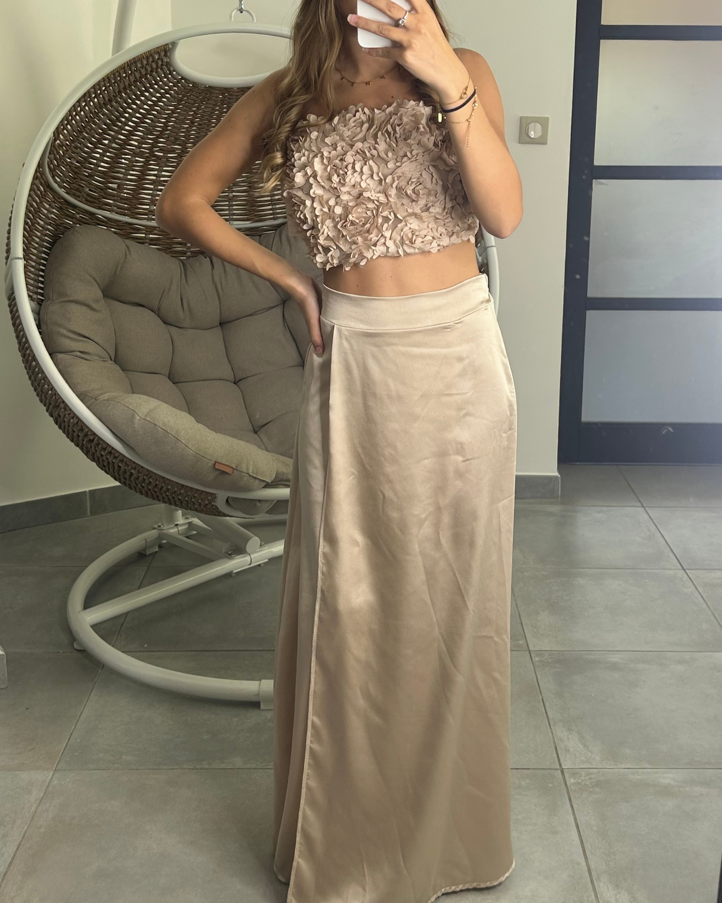 Ensemble haut et jupe beige