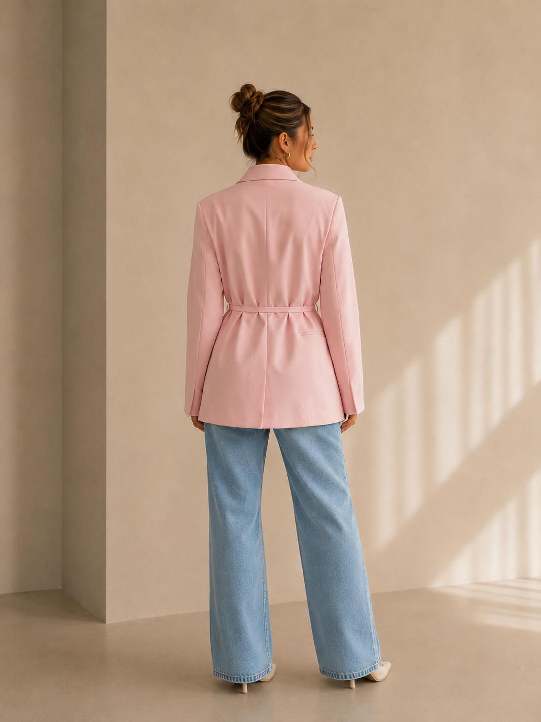 Blazer rose ceinturé